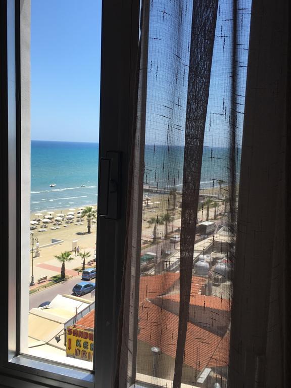 Alex Beach Apartment 51 Larnaca Eksteriør billede